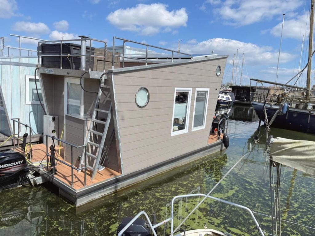 Tiny Lake Houses Near The Beach And Centre By Weltevreden Experience Zeewolde Esterno foto
