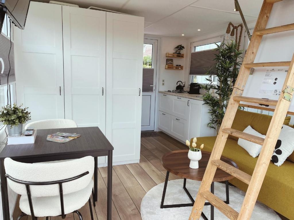 Tiny Lake Houses Near The Beach And Centre By Weltevreden Experience Zeewolde Esterno foto