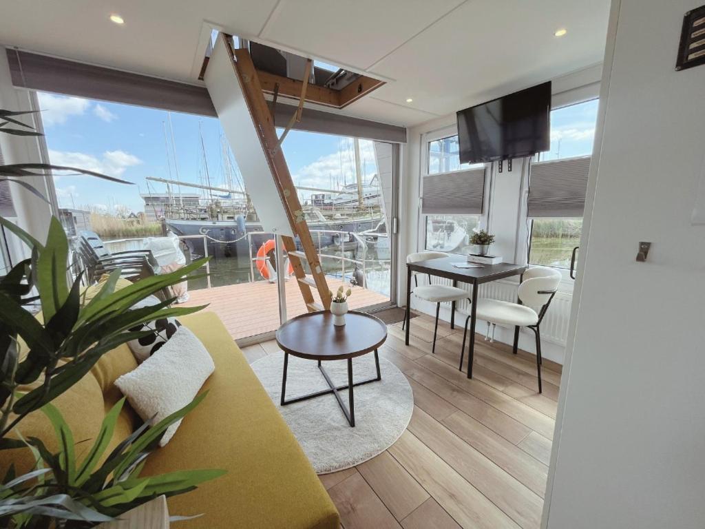 Tiny Lake Houses Near The Beach And Centre By Weltevreden Experience Zeewolde Esterno foto